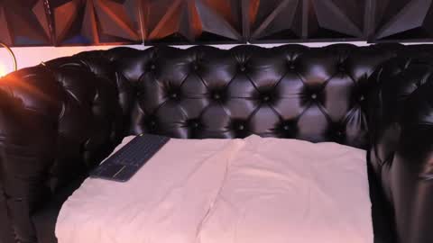 Daphne online show from 03.10.25