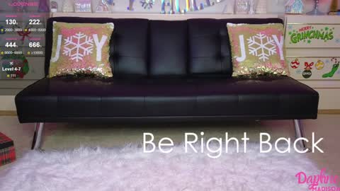 Snapshot of daphnemadison chatting on 12.16.24 Daphne Madison online show from 12.16.24