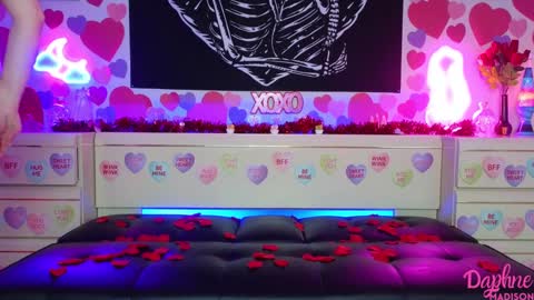 Snapshot of daphnemadison chatting on 02.10.25 Daphne Madison online show from 02.10.25