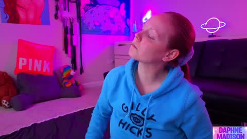 Daphne Madison online show from 02.04.26