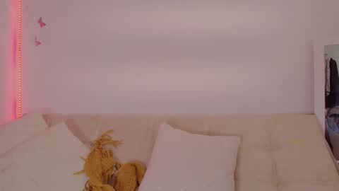 Snapshot of daphnewalker__ chatting on 12.05.25 Daphne online show from 12.05.25