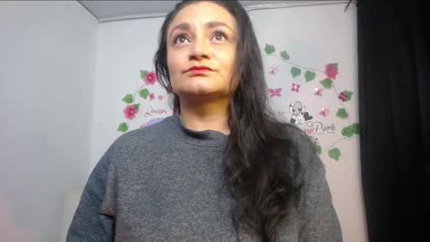 Snapshot of dapnne24 chatting on 01.25.25 dapnne online show from 01.25.25