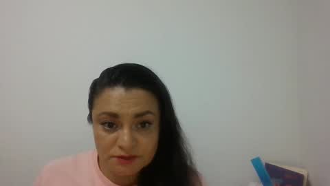 Snapshot of dapnne24 chatting on 02.06.25 dapnne online show from 02.06.25