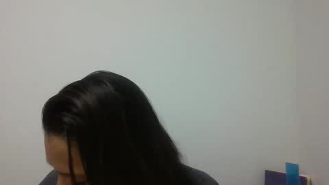 Snapshot of dapnne24 chatting on 02.19.25 dapnne online show from 02.19.25