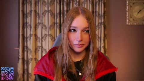 Snapshot of darbyreckard chatting on 03.13.26 Rina online show from 03.13.26