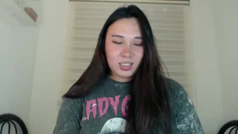 Snapshot of darcy_world chatting on 03.29.26 DARCY online show from 03.29.26