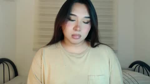 Snapshot of darcy_world chatting on 04.07.26 DARCY online show from 04.07.26