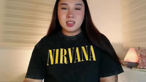 Snapshot of darcy_world chatting on 04.16.26 DARCY online show from 04.16.26