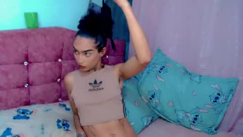 Snapshot of darianna_atehortua chatting on 07.17.26 Dary online show from 07.17.26