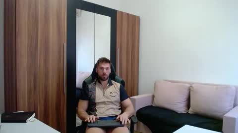 darius_94 online show from 03.09.26