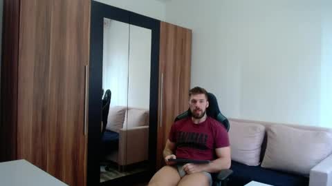 darius_94 online show from 04.11.26