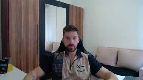 Snapshot of darius_94 chatting on 07.13.26 darius_94 online show from 07.13.26