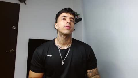 Darius Phoenix  online show from 02.04.26