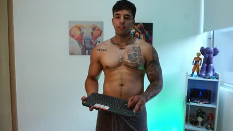 Darius Phoenix  online show from 05.22.26