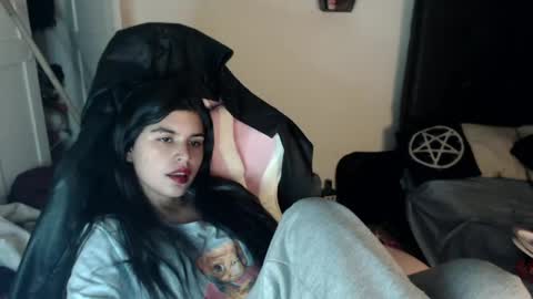 Moony online show from 02.10.25