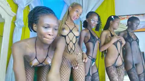 Snapshot of dark_berry2 chatting on 03.27.26 Berry online show from 03.27.26