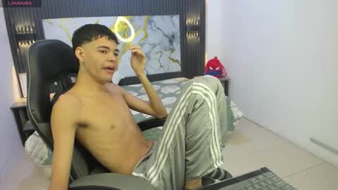 Snapshot of dark_desiree18 chatting on 02.23.26 DARCK online show from 02.23.26