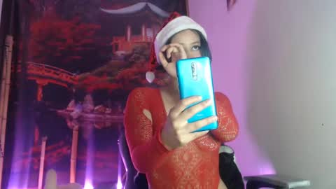 dark_doll5 online show from 12.18.24