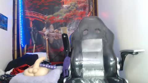 dark_doll5 online show from 12.26.24