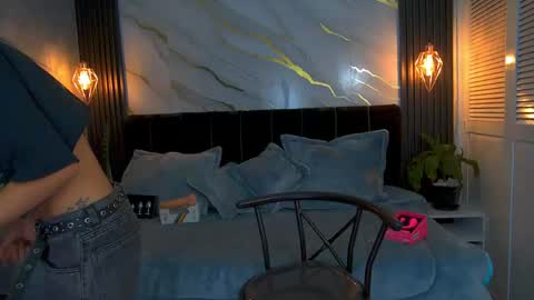 Snapshot of dark_dominika chatting on 04.24.26 dark_dominika online show from 04.24.26