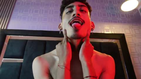 Sr. Eros online show from 04.10.26