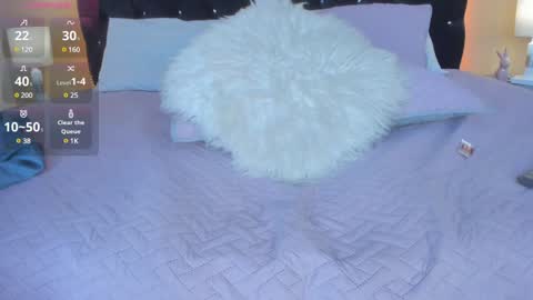 Snapshot of dark_hairy_ chatting on 02.01.25 Andrew online show from 02.01.25