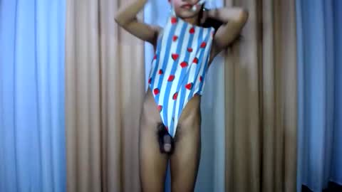 Snapshot of dark_hurohuro19 chatting on 05.21.26 LIANNA online show from 05.21.26
