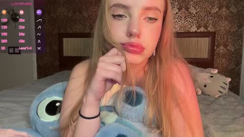 Snapshot of dark_side1213 chatting on 12.18.24 Darkside online show from 12.18.24