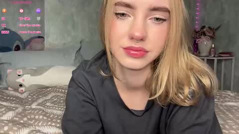 Snapshot of dark_side1213 chatting on 10.30.25 Darkside online show from 10.30.25