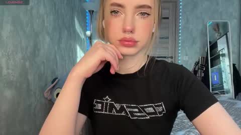 Snapshot of dark_side1213 chatting on 11.17.25 Darkside online show from 11.17.25