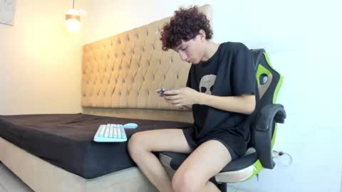 darkknightx01 online show from 03.29.26