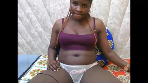 Snapshot of darknipples2 chatting on 09.26.25 SHANICE online show from 09.26.25