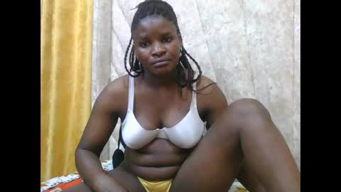 Snapshot of darknipples2 chatting on 10.07.25 SHANICE online show from 10.07.25