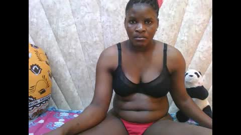 Snapshot of darknipples2 chatting on 10.11.25 SHANICE online show from 10.11.25