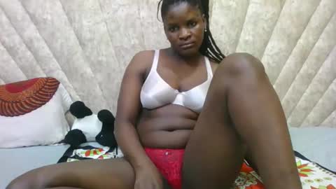 Snapshot of darknipples2 chatting on 10.22.25 SHANICE online show from 10.22.25