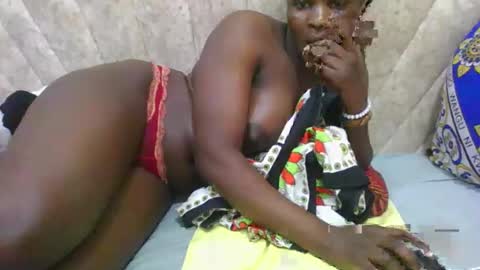 Snapshot of darknipples2 chatting on 10.23.25 SHANICE online show from 10.23.25