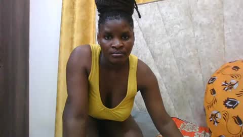 Snapshot of darknipples2 chatting on 10.31.25 SHANICE online show from 10.31.25