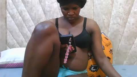 Snapshot of darknipples2 chatting on 12.20.25 SHANICE online show from 12.20.25