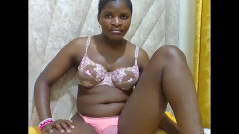 Snapshot of darknipples2 chatting on 04.06.26 SHANICE online show from 04.06.26