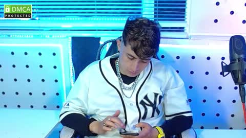 DARKO0717 online show from 10.16.25