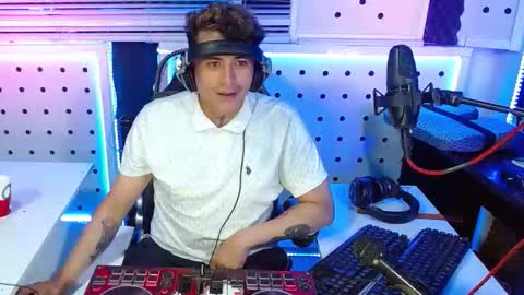 DARKO0717 online show from 10.28.25