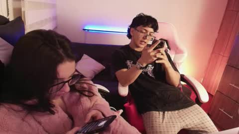 Snapshot of darkpleasuress chatting on 09.09.25 darkpleasuress online show from 09.09.25