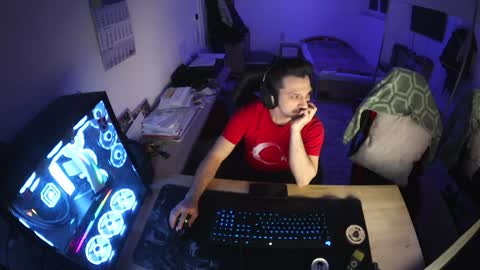 darkschneider_ online show from 01.29.25