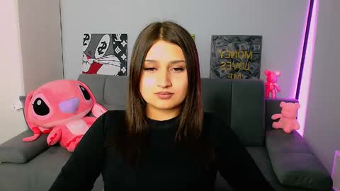 Amelie online show from 04.17.26