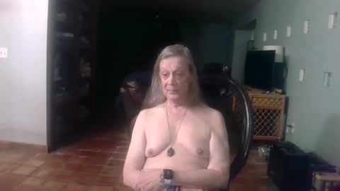 Snapshot of darla_darling1222101 chatting on 02.14.26 darla_darling1222101 online show from 02.14.26