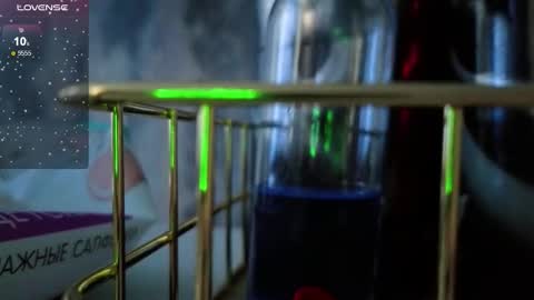 Snapshot of darlenedolce chatting on 09.20.25 darlenedolce online show from 09.20.25