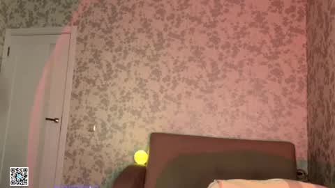 Snapshot of darlingdarinka chatting on 11.10.25 D online show from 11.10.25