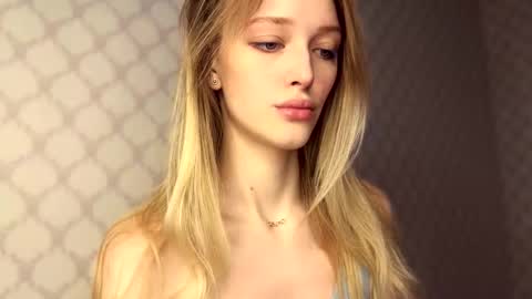 Snapshot of darlingdarinka chatting on 03.02.26 D online show from 03.02.26