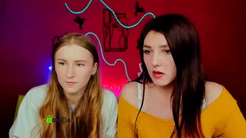 Snapshot of darly_honey chatting on 04.16.26 darly honey online show from 04.16.26