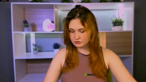 Snapshot of darly_honey chatting on 04.26.26 darly honey online show from 04.26.26